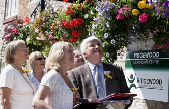 Yate in Bloom Judging 2011